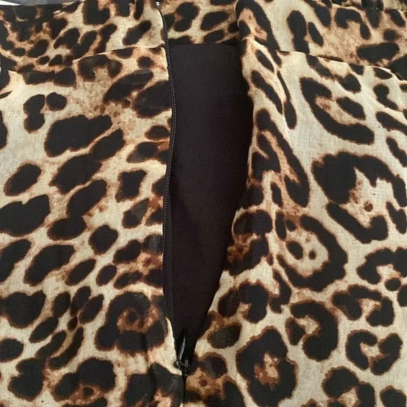 Forever 21 Black Contemporary Leopard Animal Print Light Pants size L - Picture 5 of 7